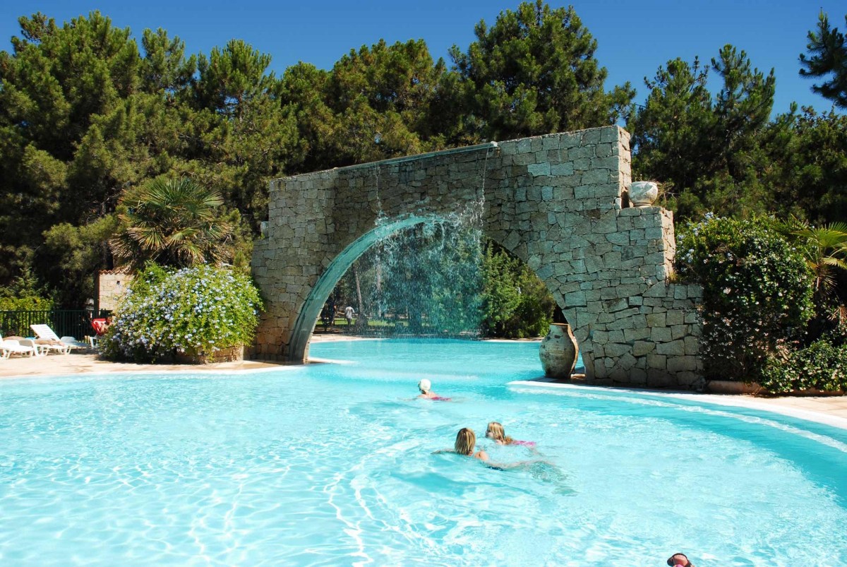 Camping Corse Perla di Mare : vos vacances les pieds dans l’eau !